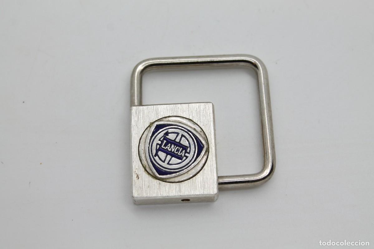 Coleccionismo de llaveros: llavero LANCIA met&aacute;lico antiguo key ring