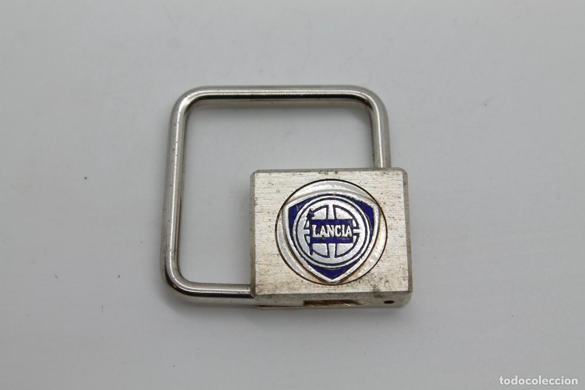 Coleccionismo de llaveros: llavero LANCIA met&aacute;lico antiguo key ring