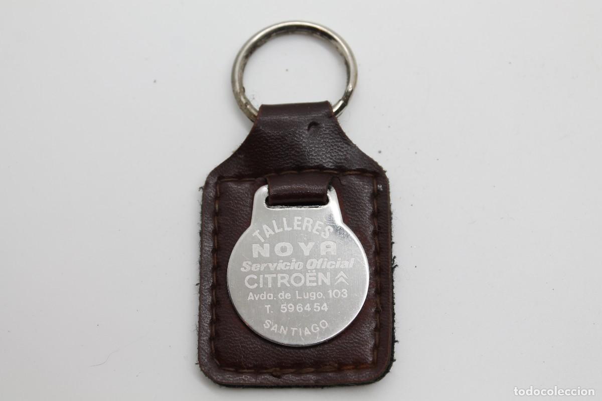 Coleccionismo de llaveros: llavero CITROEN TALLERES NOYA SANTIAGO cuero metal met&aacute;lico antiguo key ring