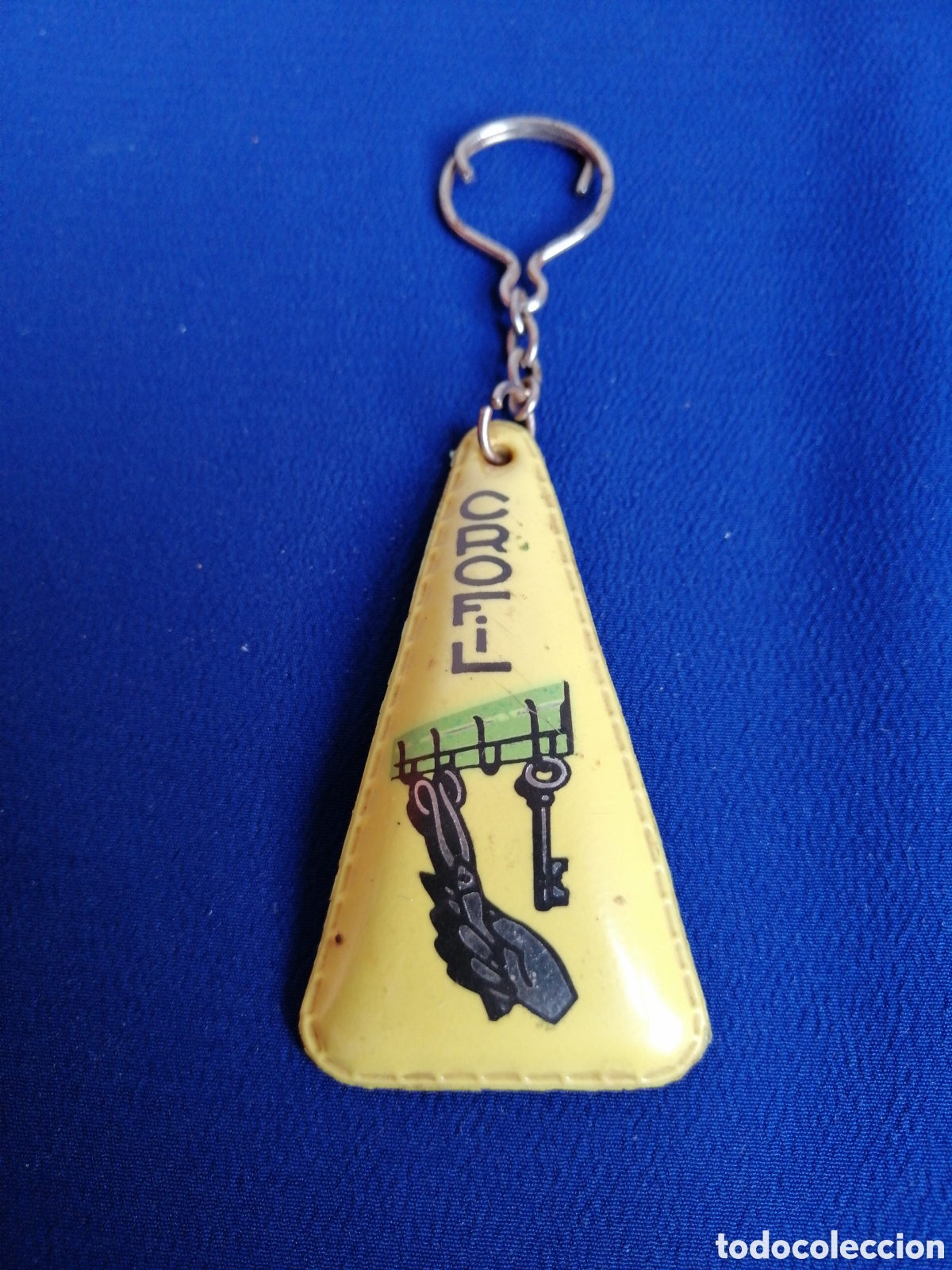 Collection of Keychains: CROFIL LLAVERO PUBLICIDAD ANTIGUO