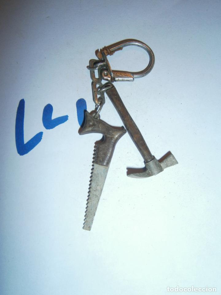 Collection of Keychains: ANTIGUO LLAVERO HERRAMIENTAS - ENVIO GRATIS A ESPA&Ntilde;A