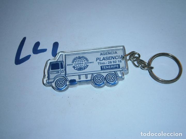 Collection of Keychains: ANTIGUO LLAVERO CAMION - ENVIO GRATIS A ESPA&Ntilde;A