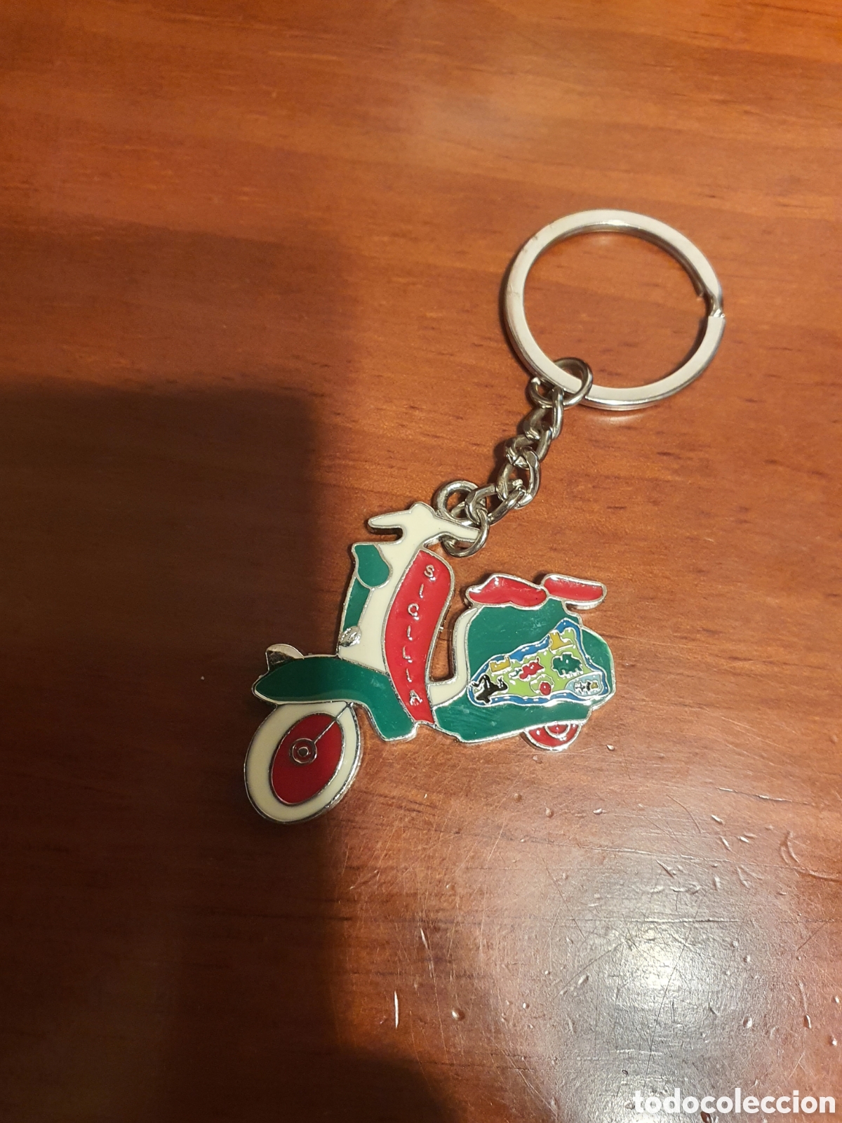 Coleccionismo de llaveros: Llavero vespa Italia