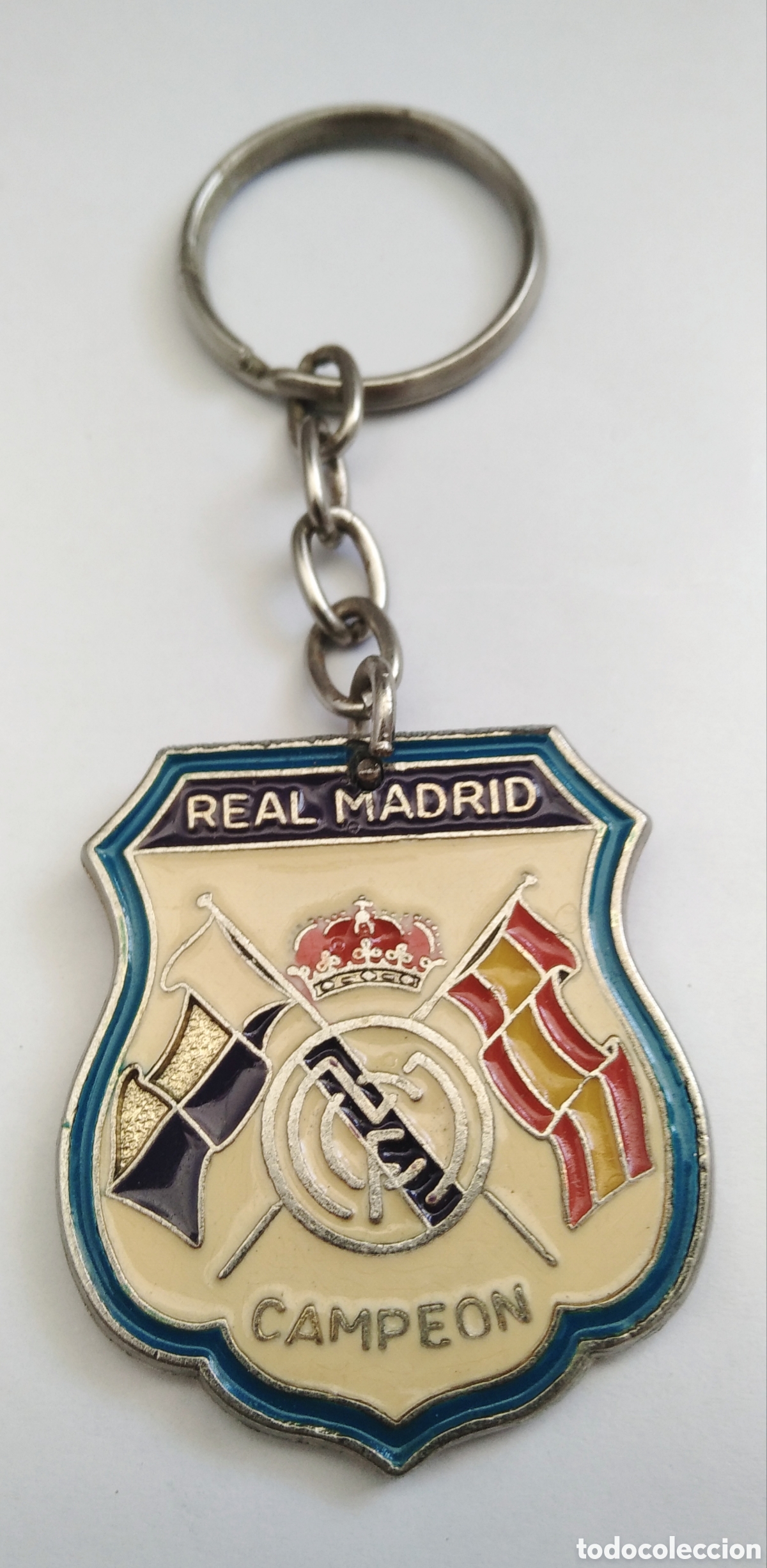 antiguo llavero real madrid - Buy Antique keyrings and keychains on  todocoleccion