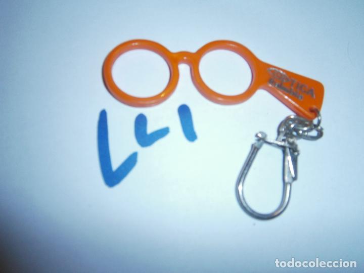 Collection of Keychains: ANTIGUO LLAVERO GAFAS - ENVIO GRATIS A ESPA&Ntilde;A