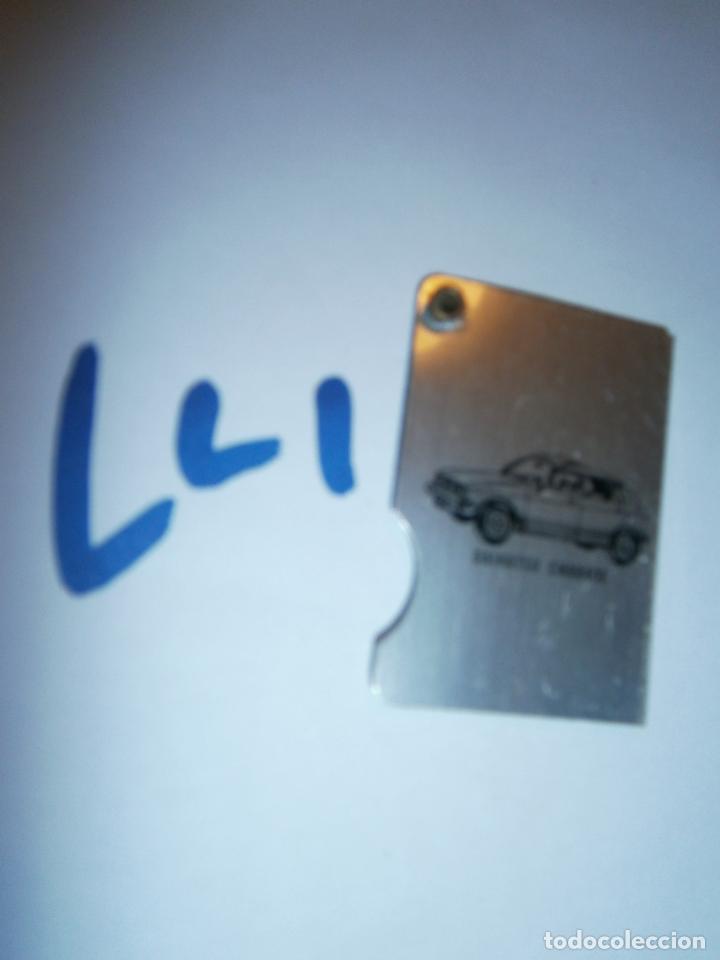 Collection of Keychains: ANTIGUO LLAVERO COCHE - ENVIO GRATIS A ESPA&Ntilde;A