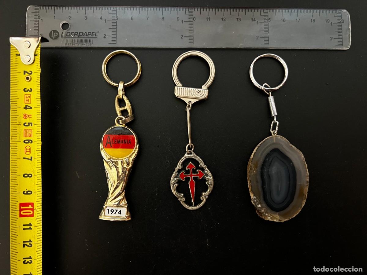 Sammlung von Schl&uuml;sselanh&auml;ngern: LOTE DE 3 LLAVEROS DIFERENTES. VER FOTOS