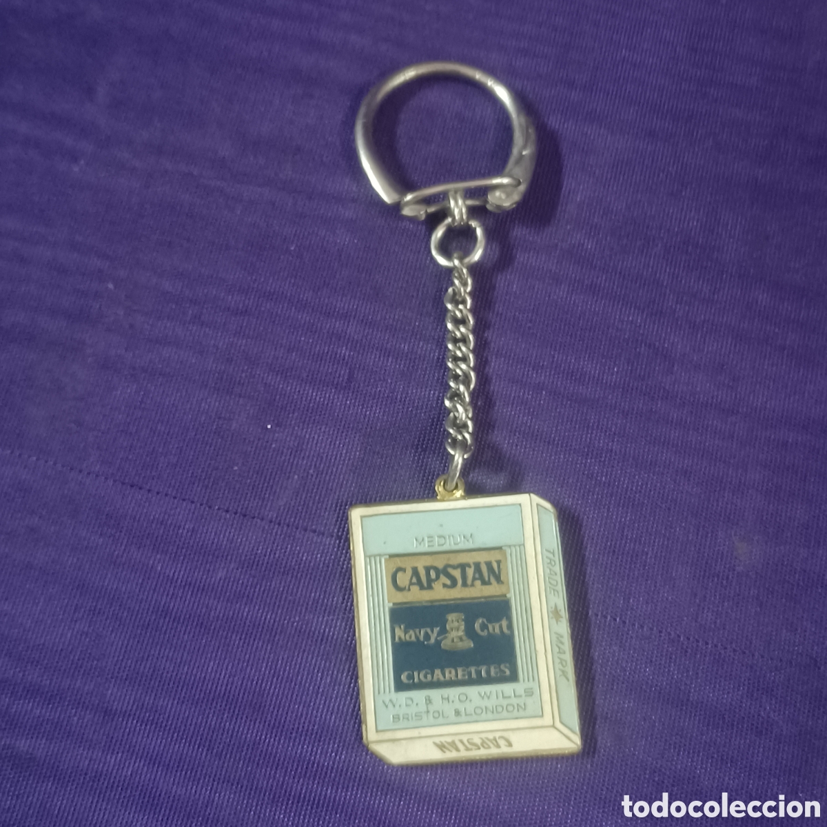 Coleccionismo de llaveros: LLAVERO TABACO CIGARROS CAPSTAN - NAVY CUT CIGARETTES - Foto 1
