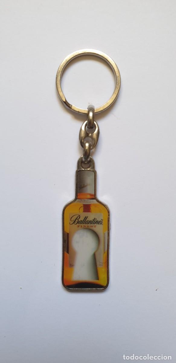 Coleccionismo de llaveros: LLAVERO BALLANTINES WHISKY - Foto 1