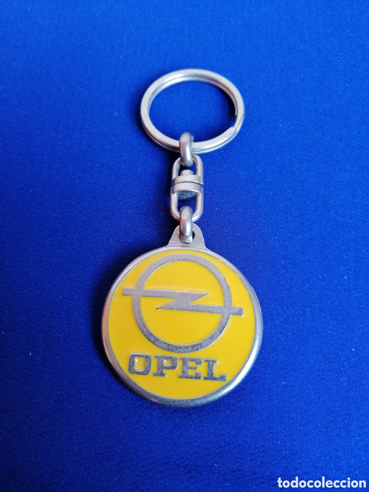 Sammlung von Schl&uuml;sselanh&auml;ngern: OPEL - SUECA M&Oacute;VIL S. A. (SUECA) VALENCIA LLAVERO AUTOMOCI&Oacute;N