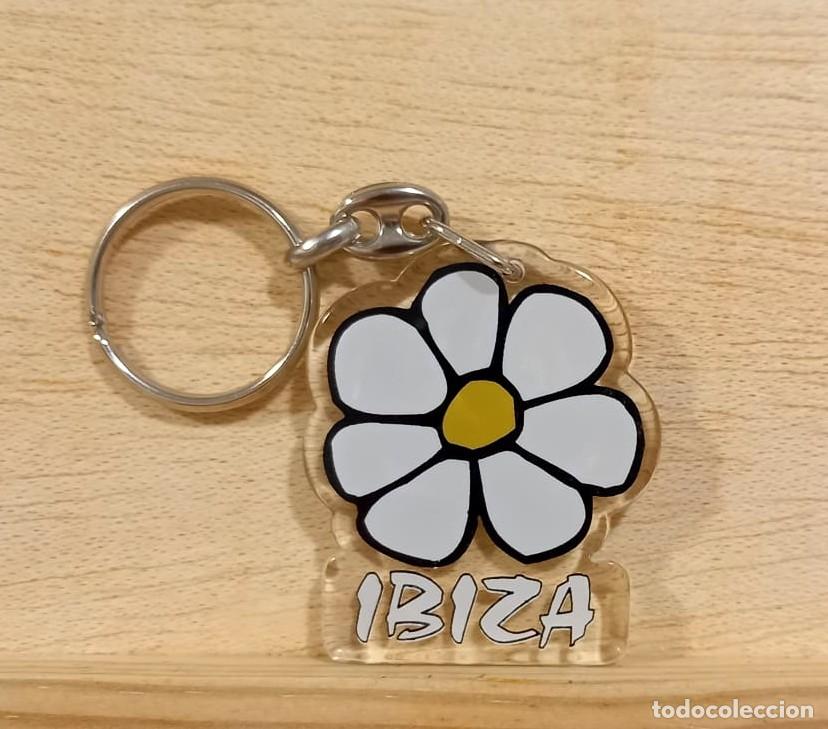 Coleccionismo de llaveros: LLAVERO DE &rdquo;LA ISLA IBIZA&rdquo; - Foto 1