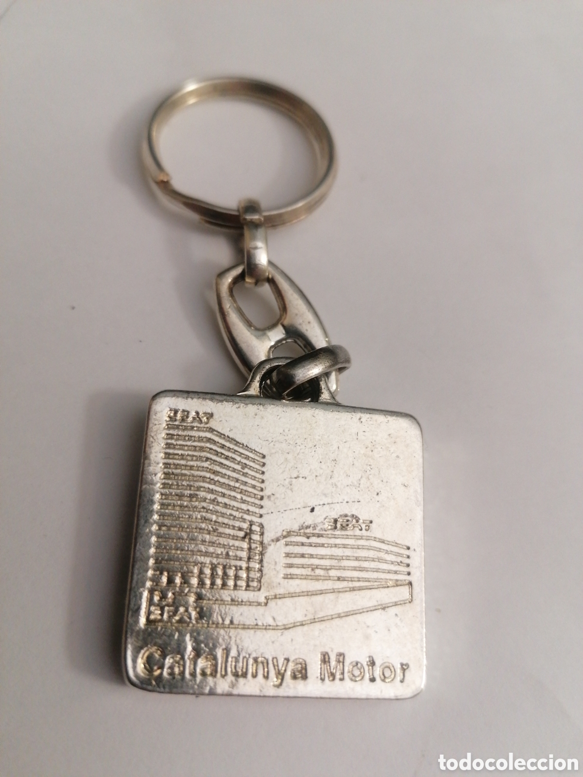 Coleccionismo de llaveros: Llavero Catalu&ntilde;a motor seat antiguo