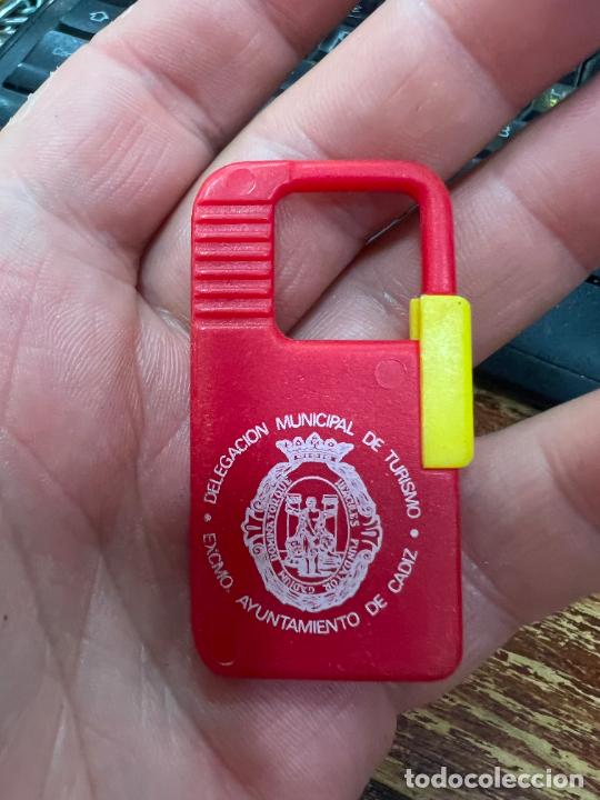 Collectionnisme de portes-cl&eacute;s: LLAVERO AYUNTAMIENTO DE CADIZ