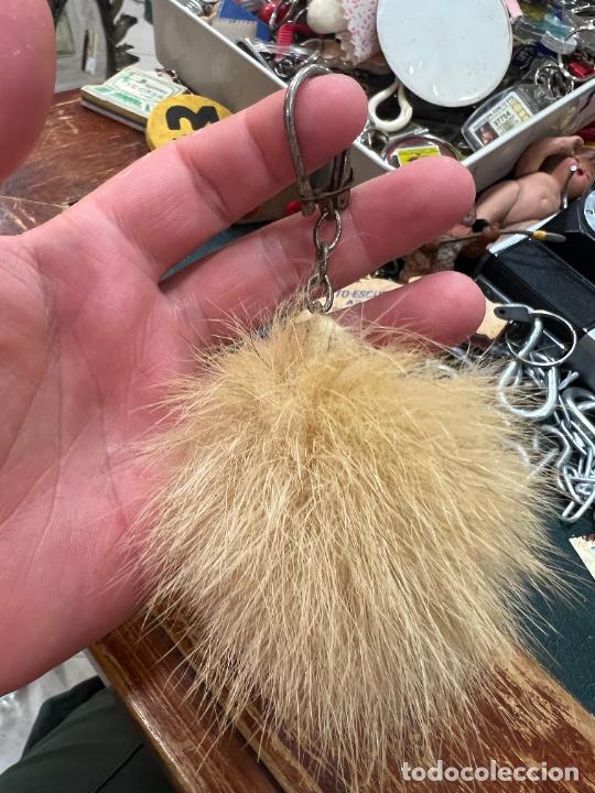 Collectionnisme de portes-cl&eacute;s: LLAVERO BOLA DE PELOS