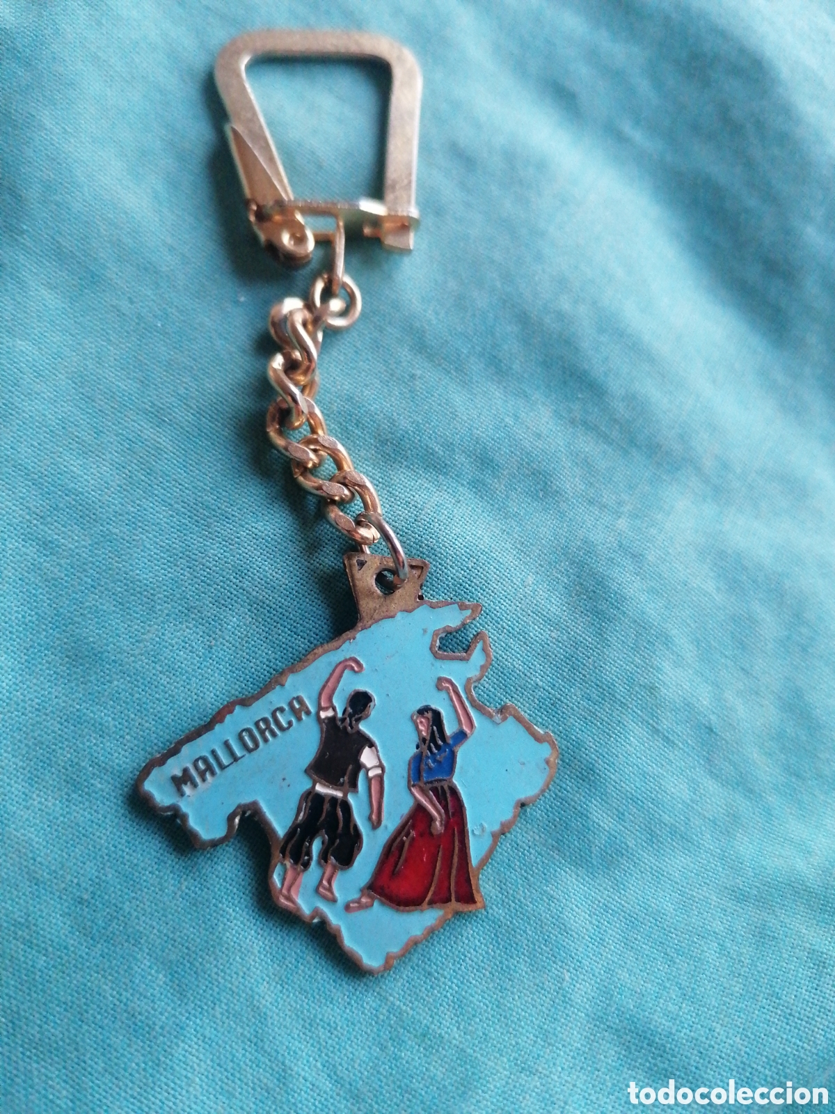 Collection of Keychains: Llavero antiguo Mallorca baile regional silueta isla