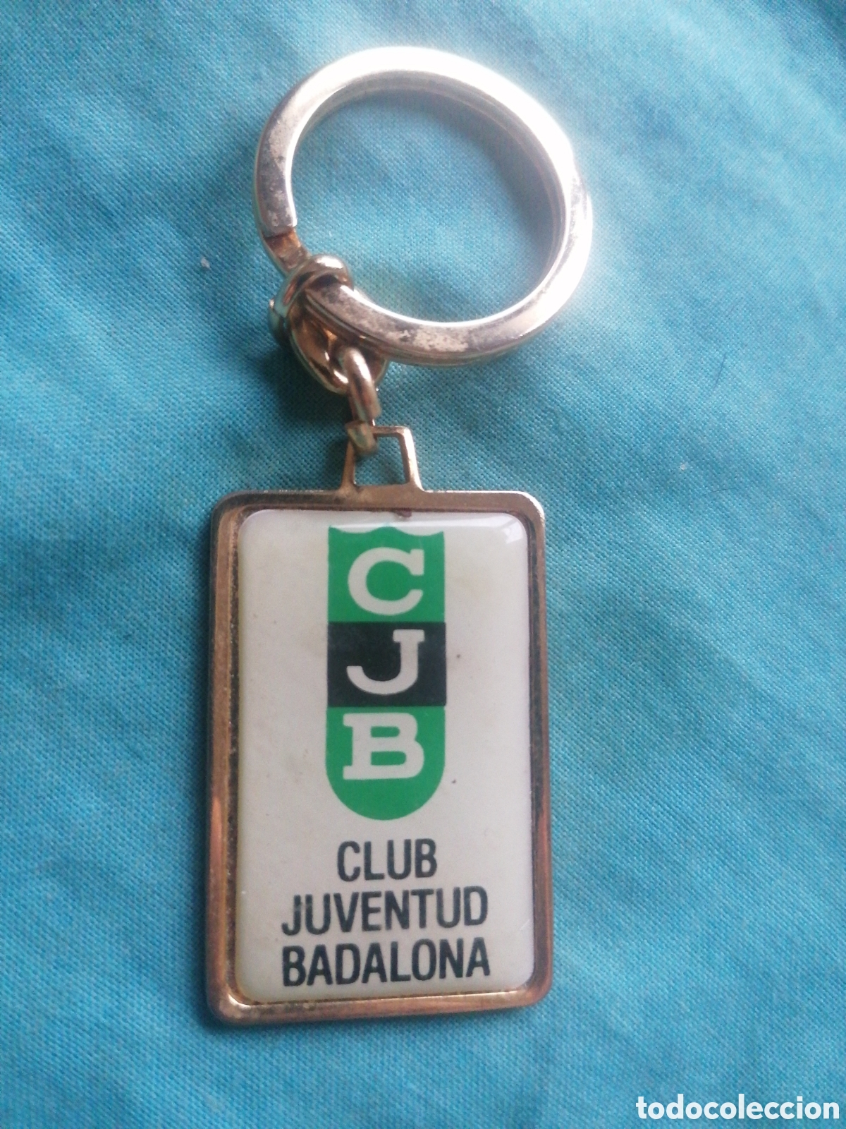 Collection of Keychains: Llavero raro Club Juventud de Badalona juventud de Badalona en castellano