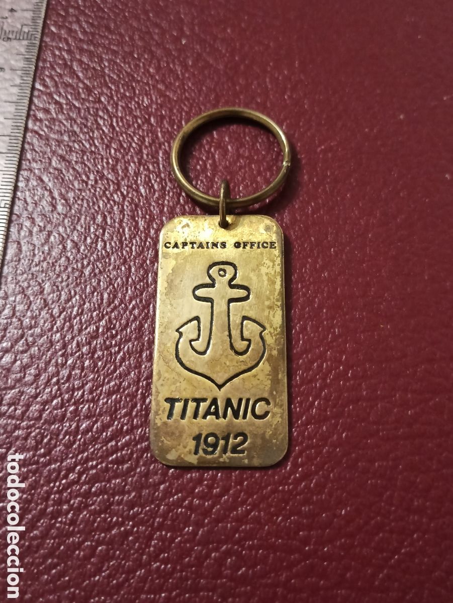 Coleccionismo de llaveros: AntiguoLlavero Captains Office Titanic 1912 metal lat&oacute;n