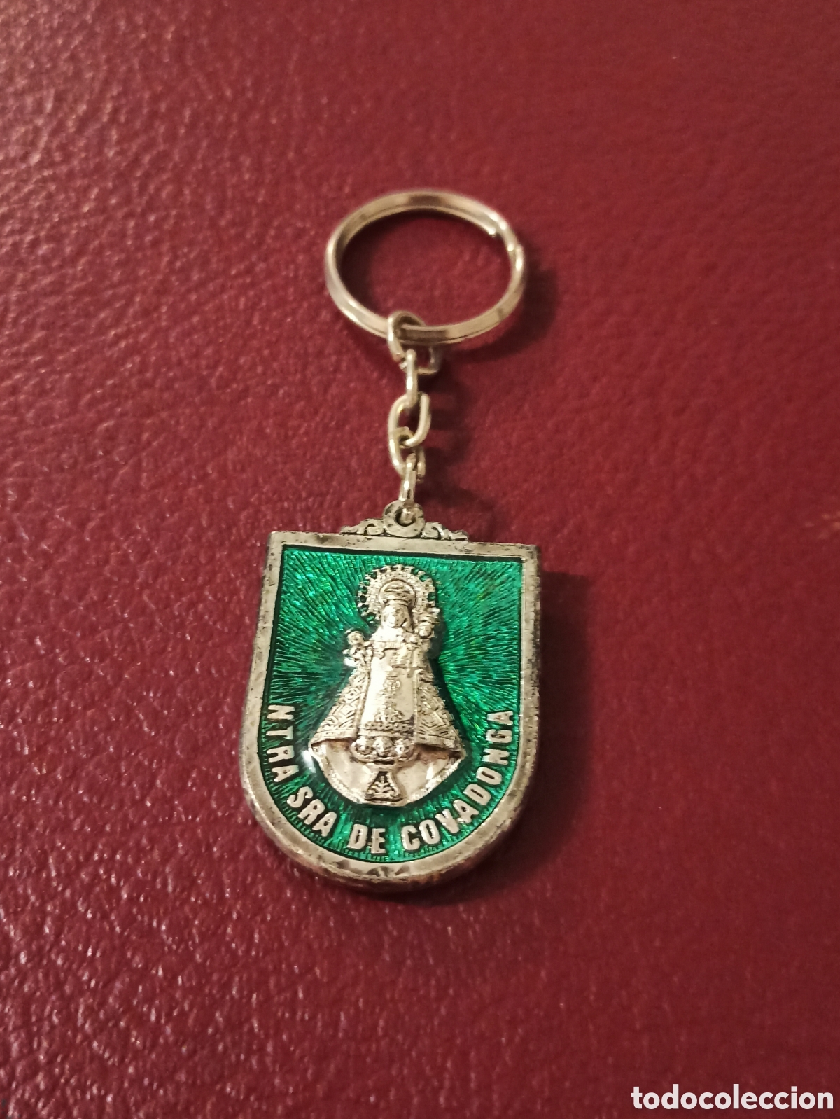 Coleccionismo de llaveros: Antiguo llavero Nuestra se&ntilde;ora de Covadonga