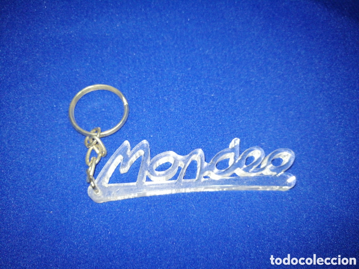 Collection of Keychains: FORD MONDEO LLAVERO