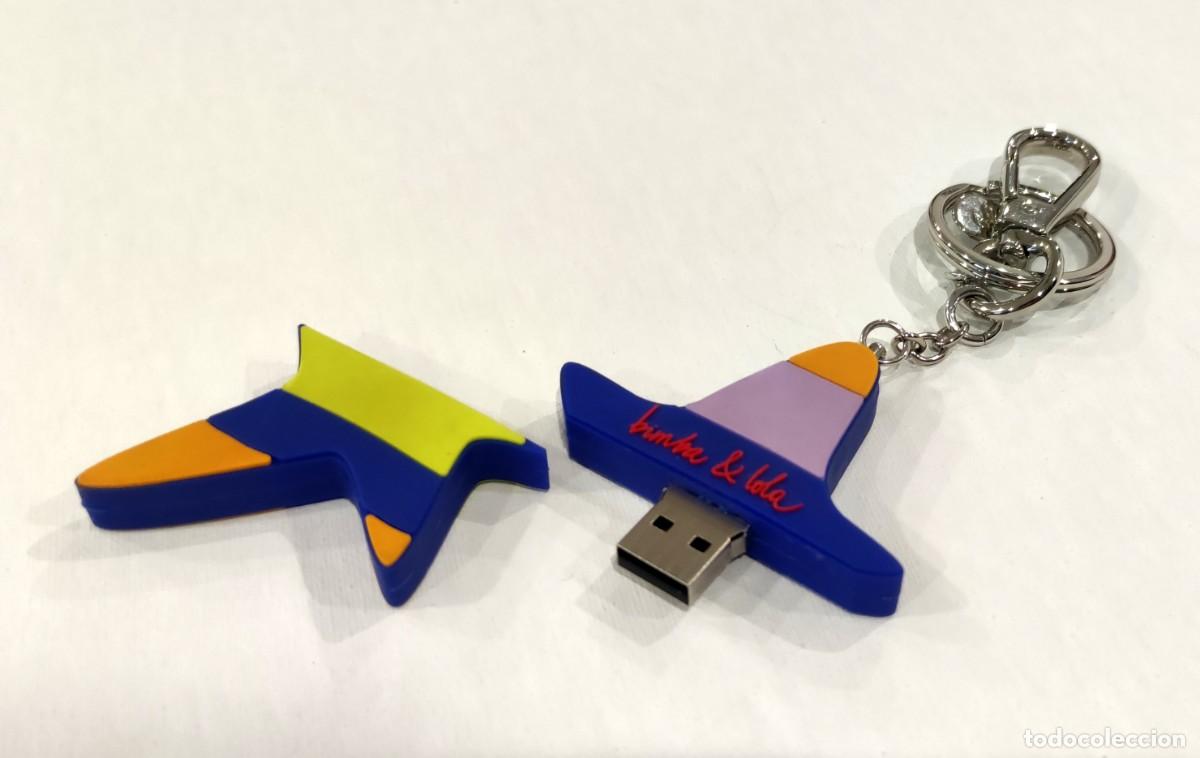 Coleccionismo de llaveros: LLAVERO / PEN DRIVE EN FORMA DE ESTRELLA CON VIVOS COLORES DE BIMBA & LOLA.