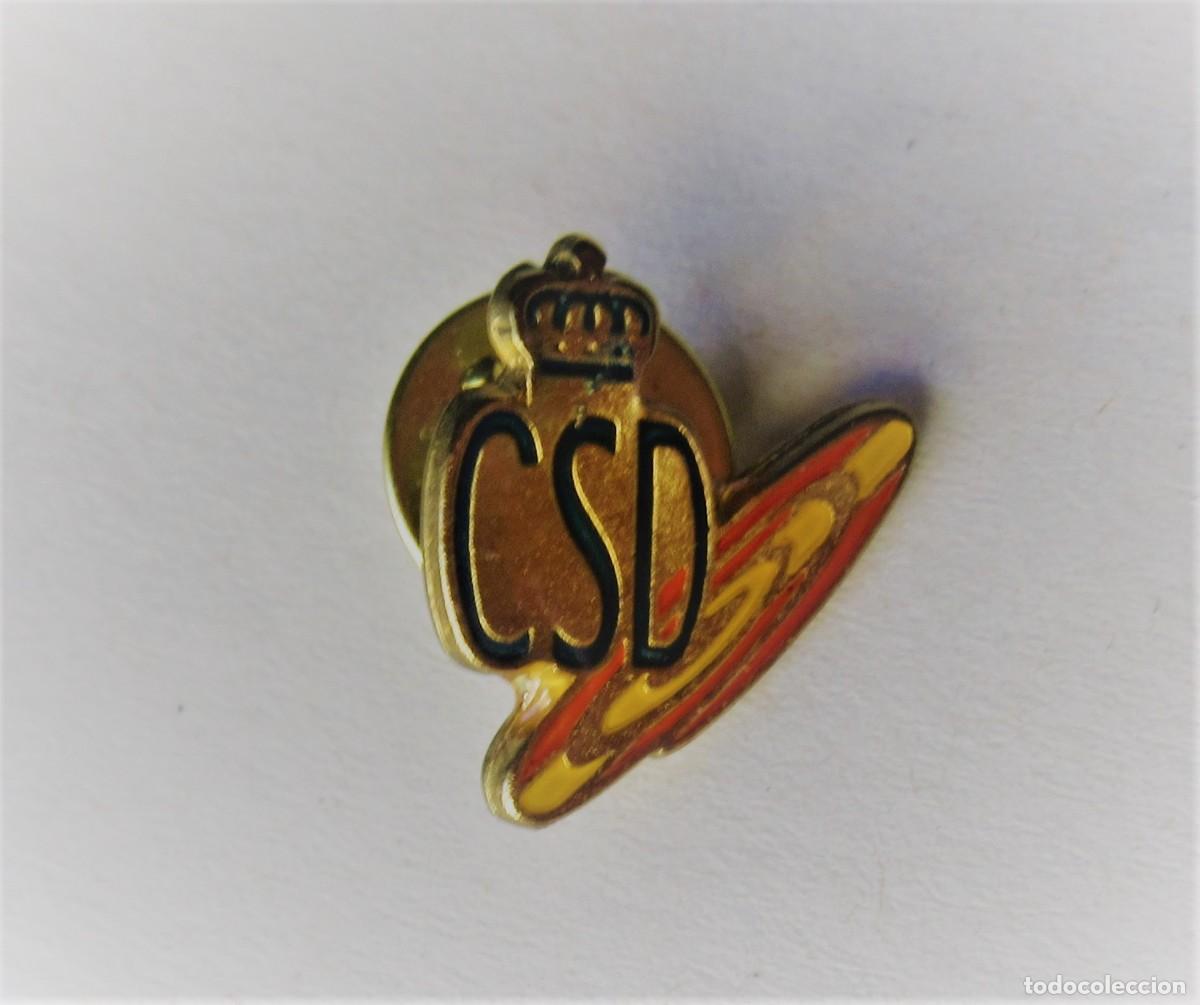 Coleccionismo de llaveros: PIN CSD - CONSEJO SUPERIOR DE DEPORTES - Foto 1