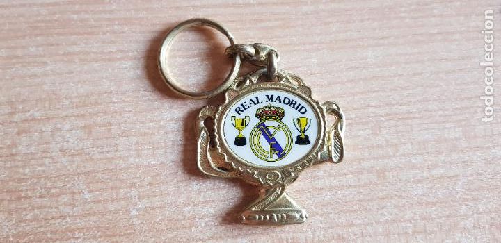 Coleccionismo de llaveros: Llavero de f&uacute;tbol. Trofeos Real Madrid. Estadio Santiago Bernab&eacute;u