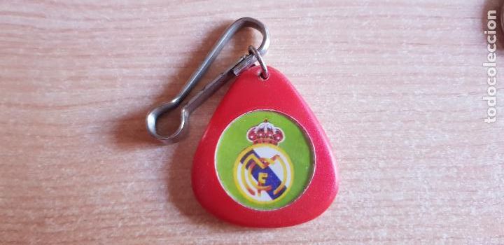 Coleccionismo de llaveros: Llavero escudo del Real Madrid. Antiguo
