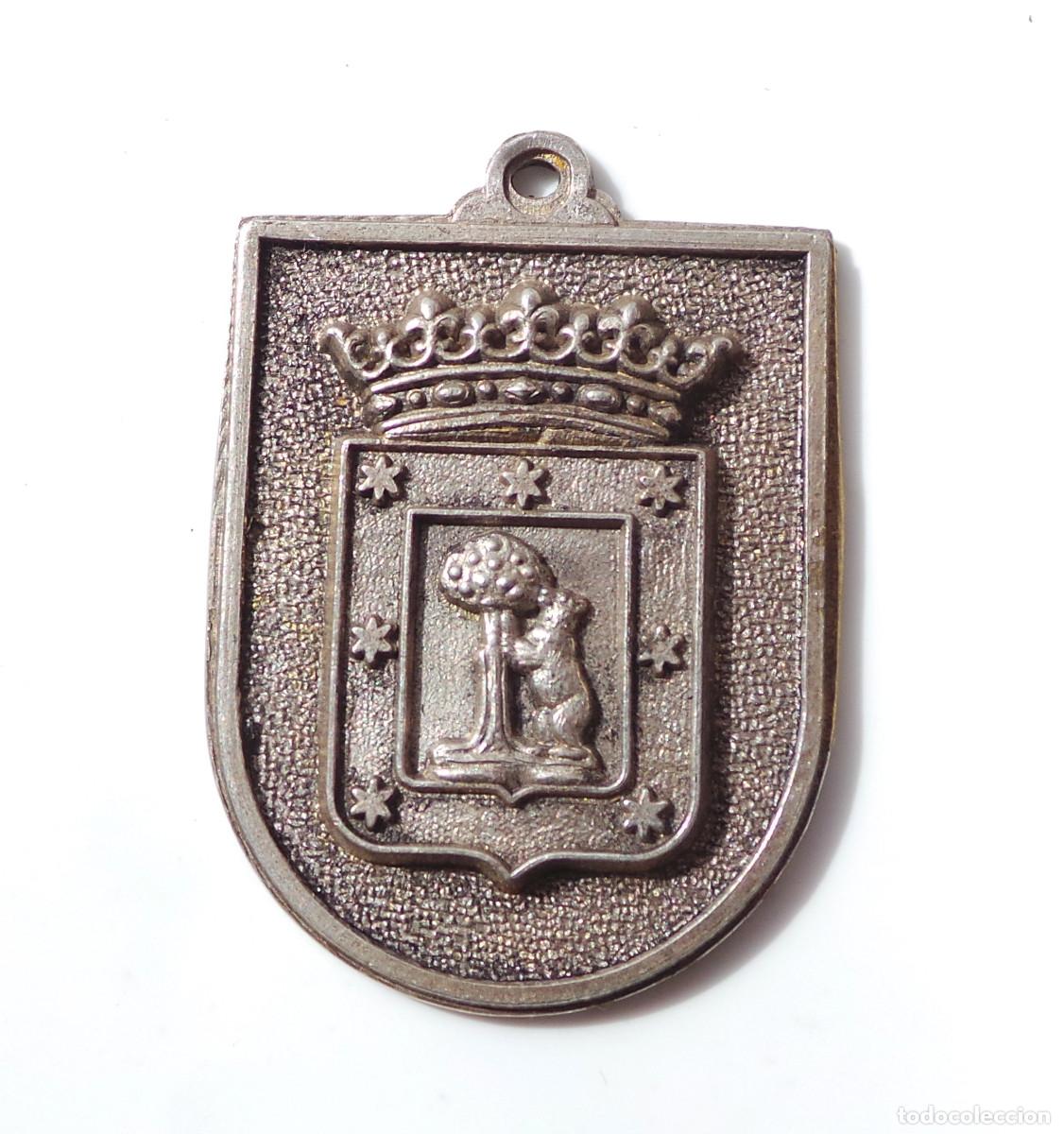 Coleccionismo de llaveros: LLAVERO ESCUDO DE MADRID. - Foto 1