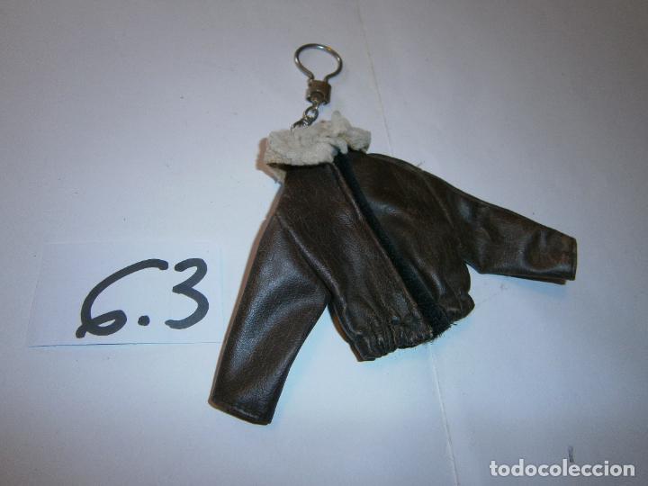 Collectionnisme de portes-cl&eacute;s: ANTIGUO LLAVERO CHAQUETA AVIADOR
