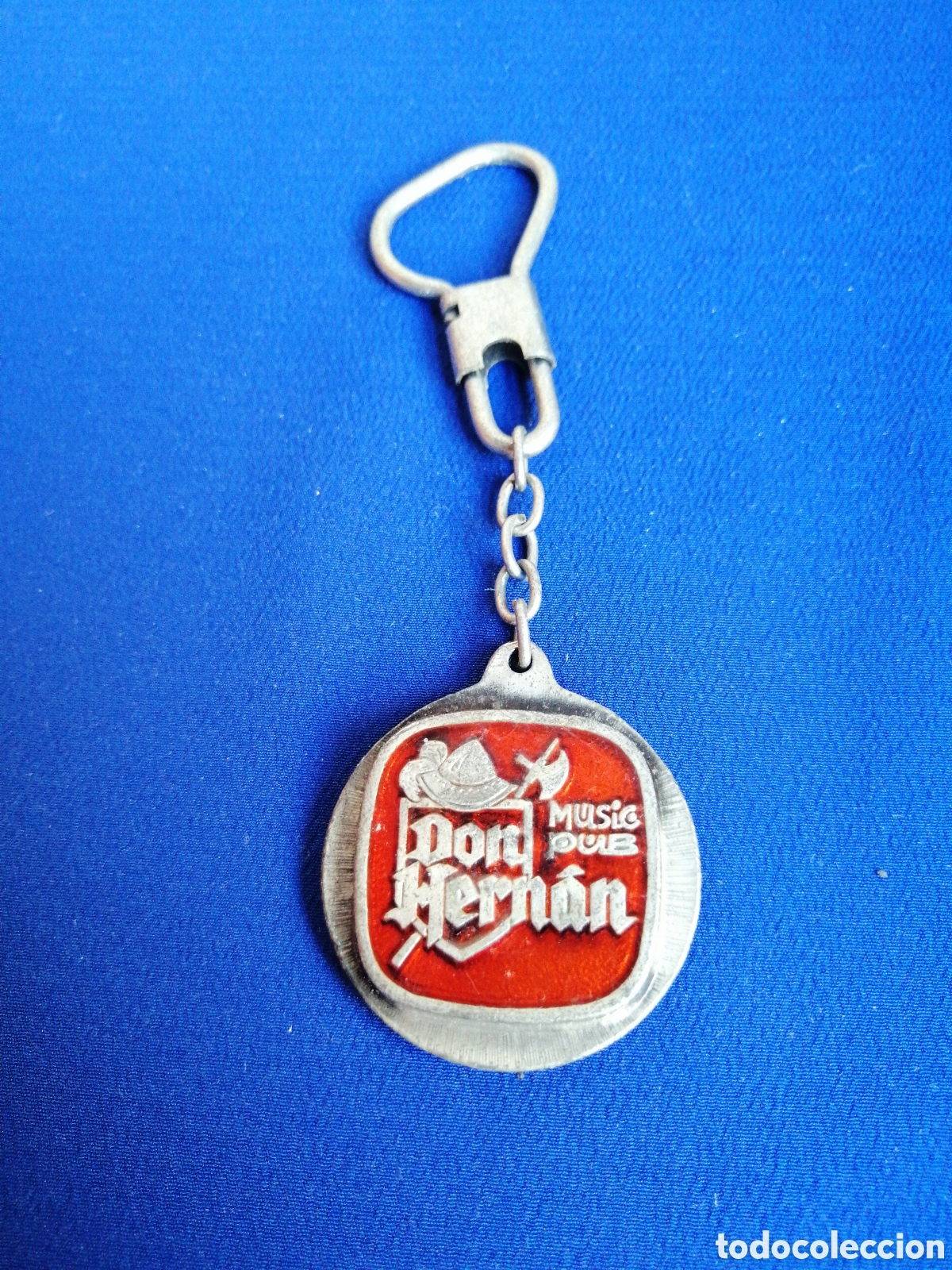 Sammlung von Schl&uuml;sselanh&auml;ngern: DON HERNAN MUSIC PUB (BENICARLO) LLAVERO