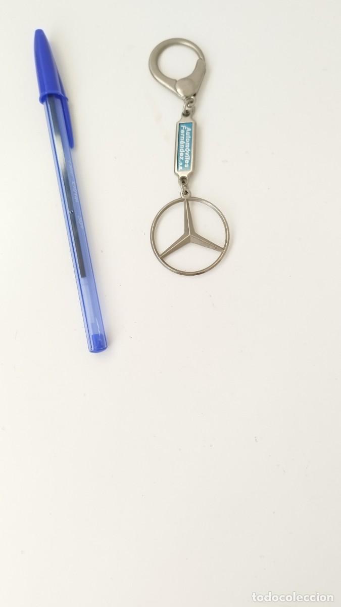 Sammlung von Schl&uuml;sselanh&auml;ngern: Antiguo Llavero publicidad Coches,Autolica con insignia Mercedes