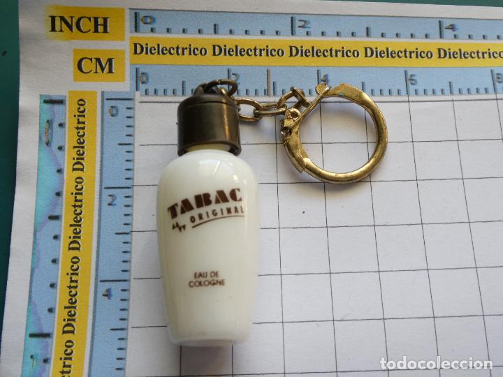Collection of Keychains: LLAVERO DE MINIATURAS FIGURITAS. FRACO BOTE COLONIA TABAC