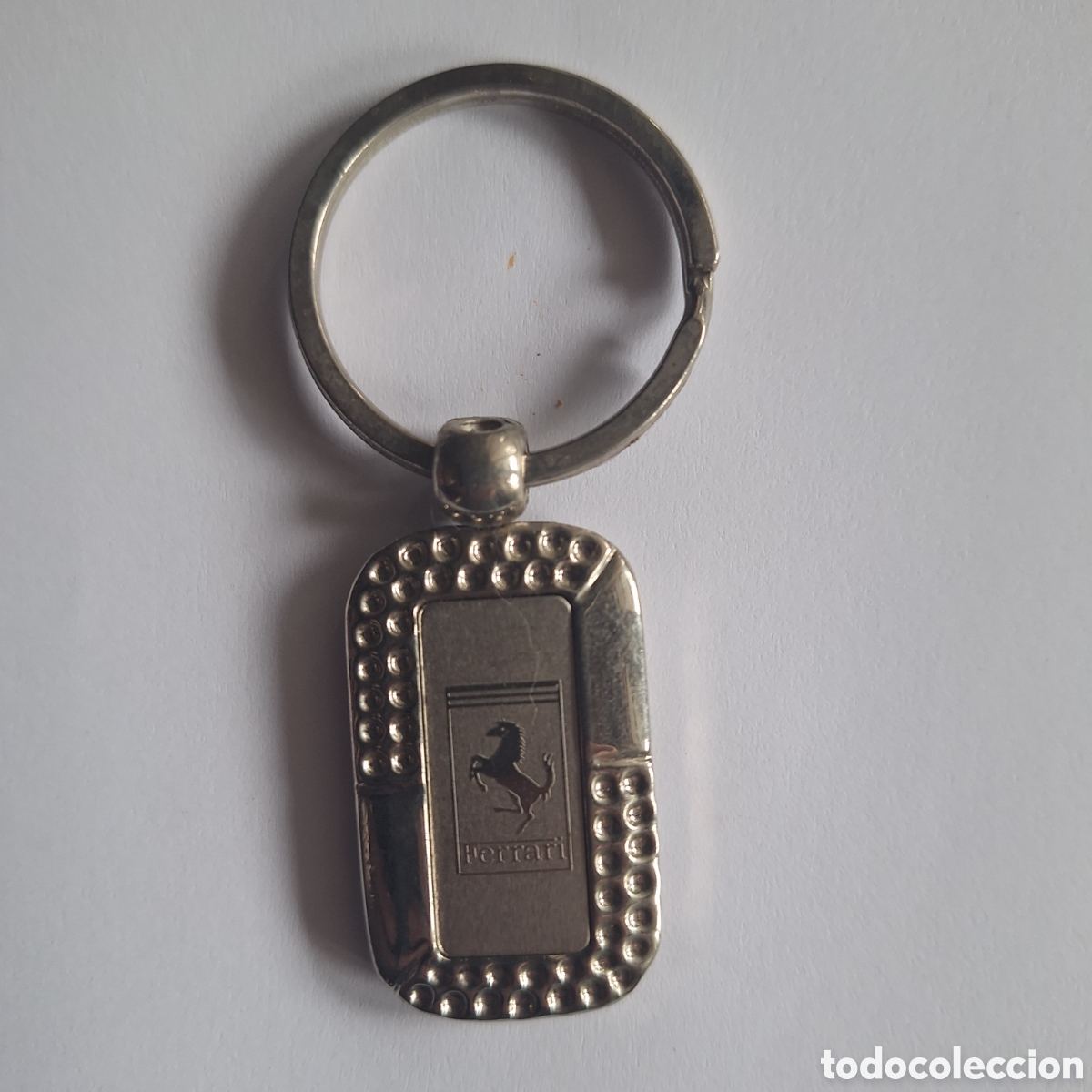 Colecionismo de porta-chaves: Llavero automovil Ferrari