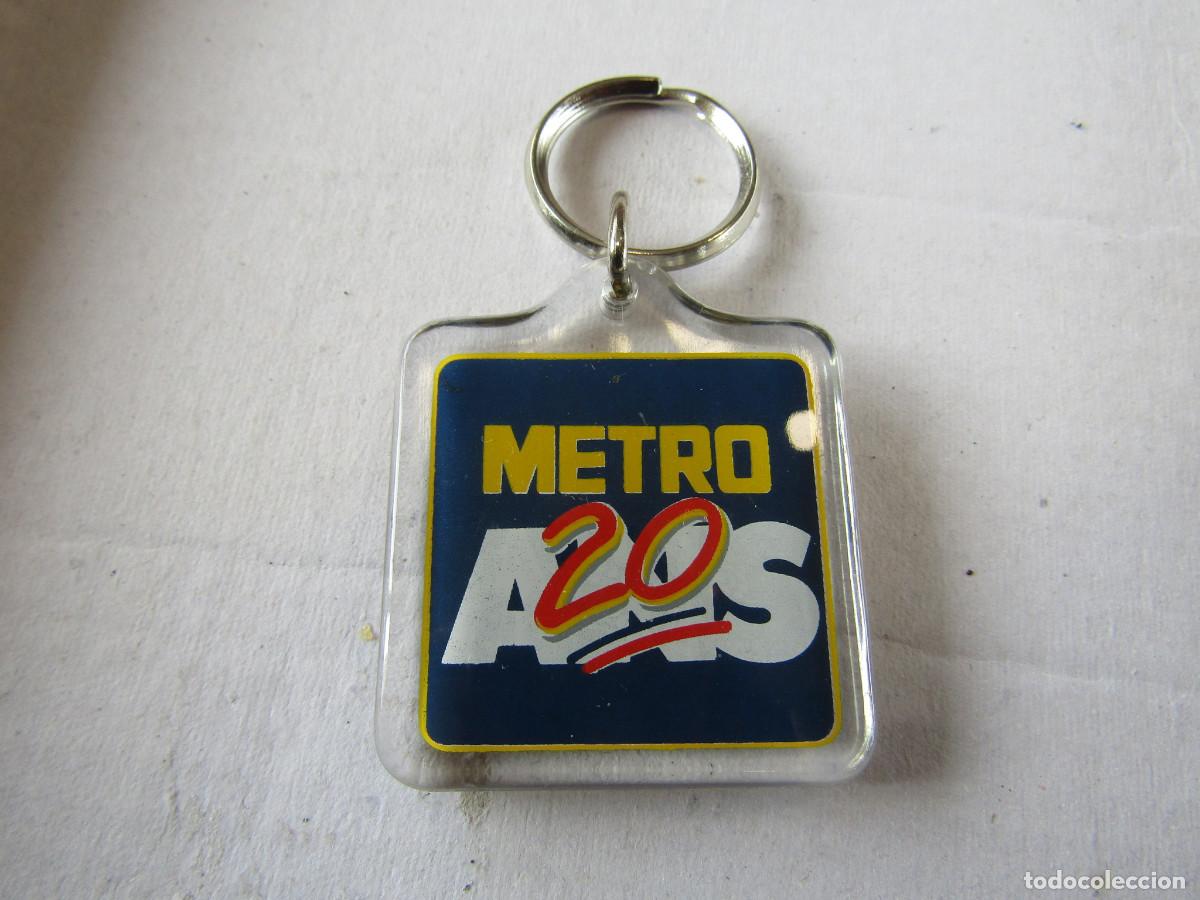 Coleccionismo de llaveros: ANTIGUO LLAVERO PROMOCIONAL PUBLICIDAD METRO 20 ANS