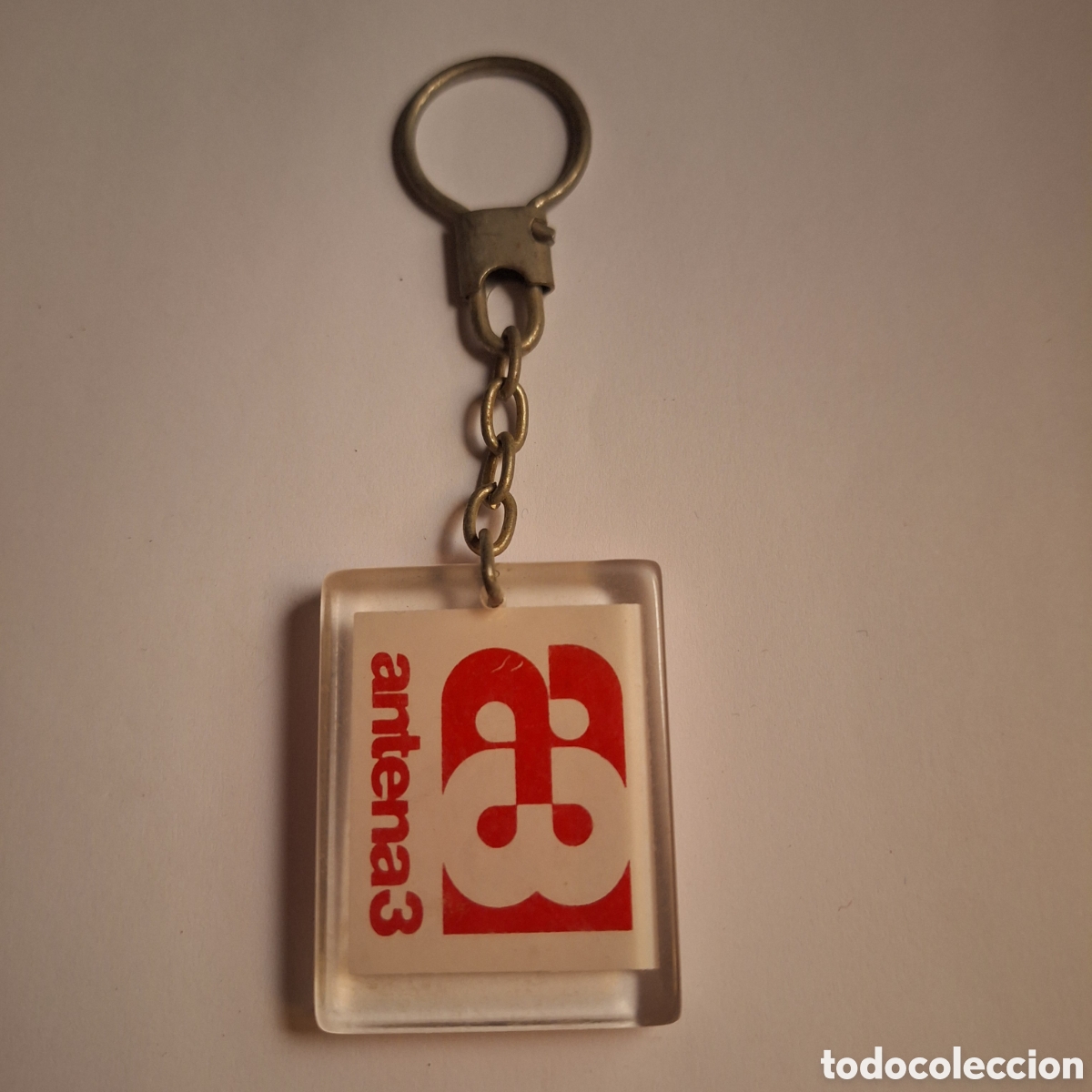Collection of Keychains: Llavero antena 3 nescafe