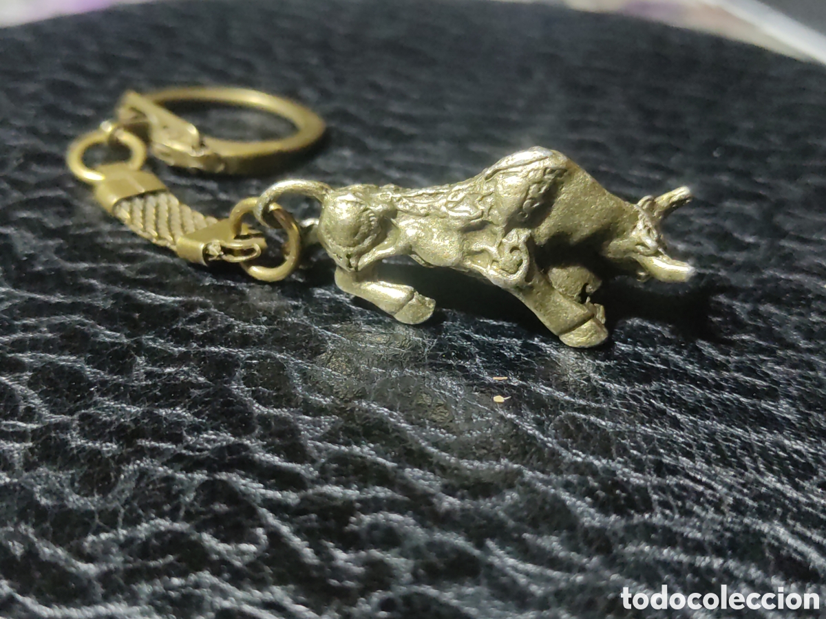Coleccionismo de llaveros: Llavero toro Bravo de bronce o lat&oacute;n. - Foto 3
