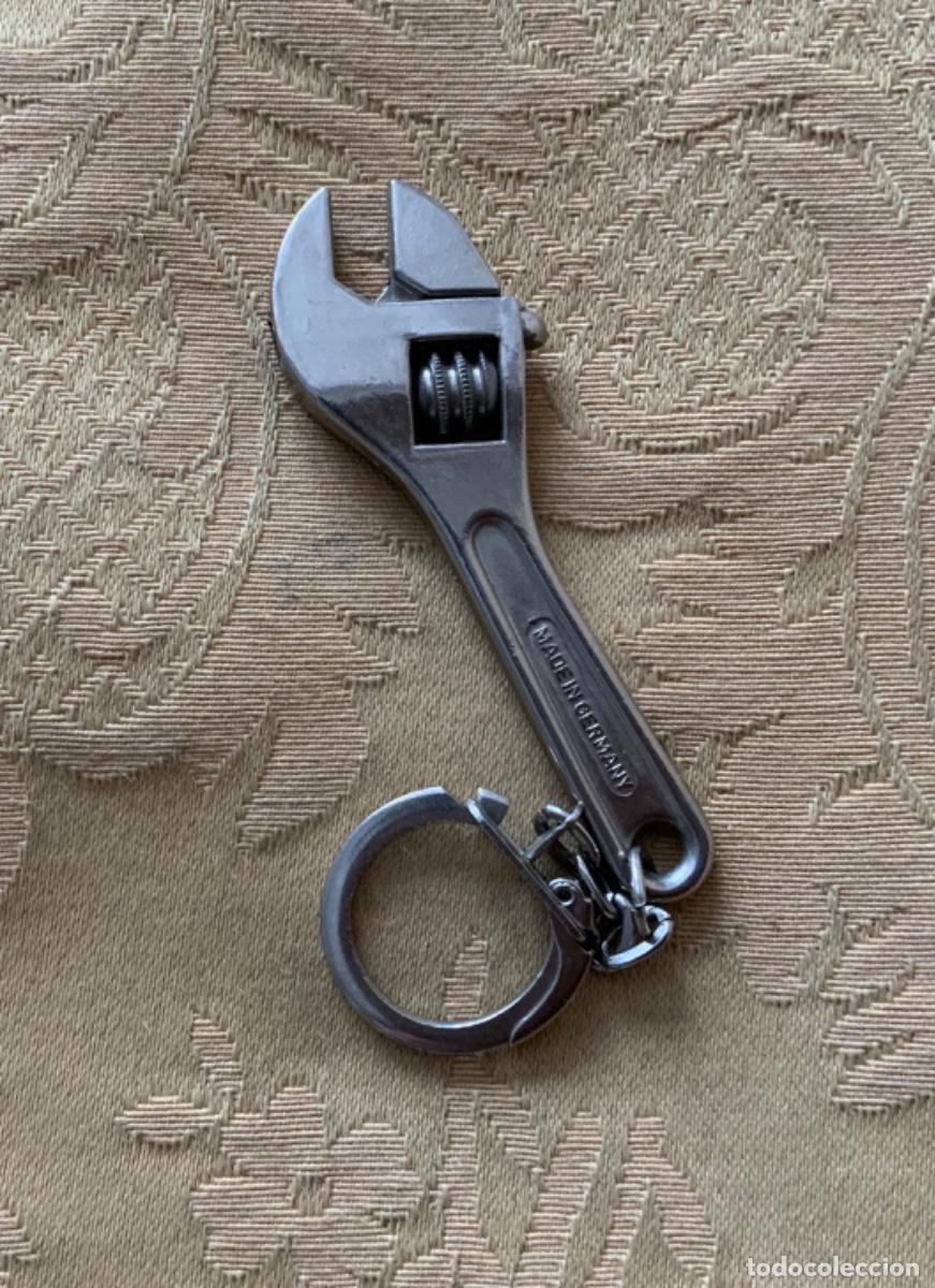 Coleccionismo de llaveros: LLAVERO LLAVE INGLESA MADE IN GERMANY - Foto 2
