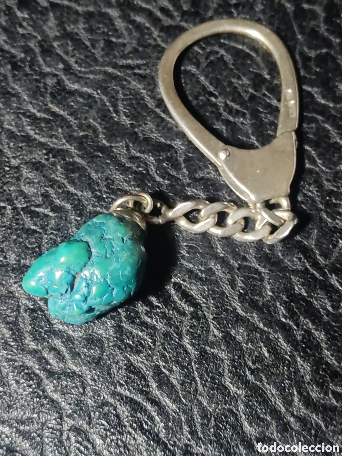 Collectionnisme de portes-cl&eacute;s: Llavero con hermosa piedra turquesa natural engarzada en plata contrastada.Vintage.