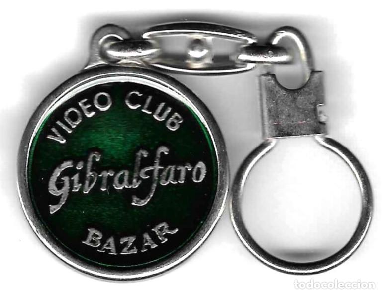 Sammlung von Schl&uuml;sselanh&auml;ngern: Llavero Video Club Gibralfaro. Bazar. Puerto Rosario. Fuerteventura. 18-562