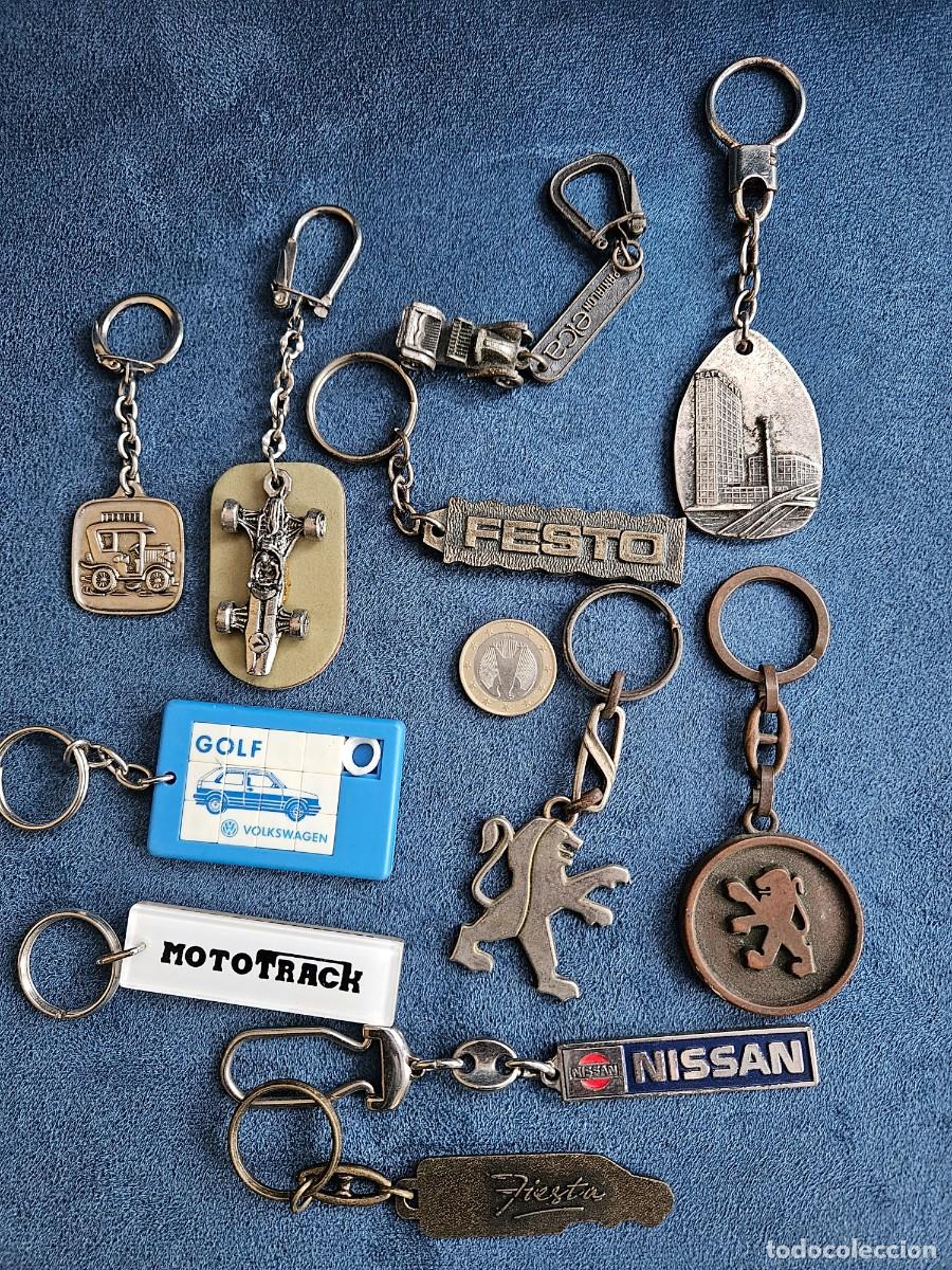 Coleccionismo de llaveros: Lote De 11 Antiguos Llaveros Originales De Marcas De Autom&oacute;viles Y Otros Son Coches.