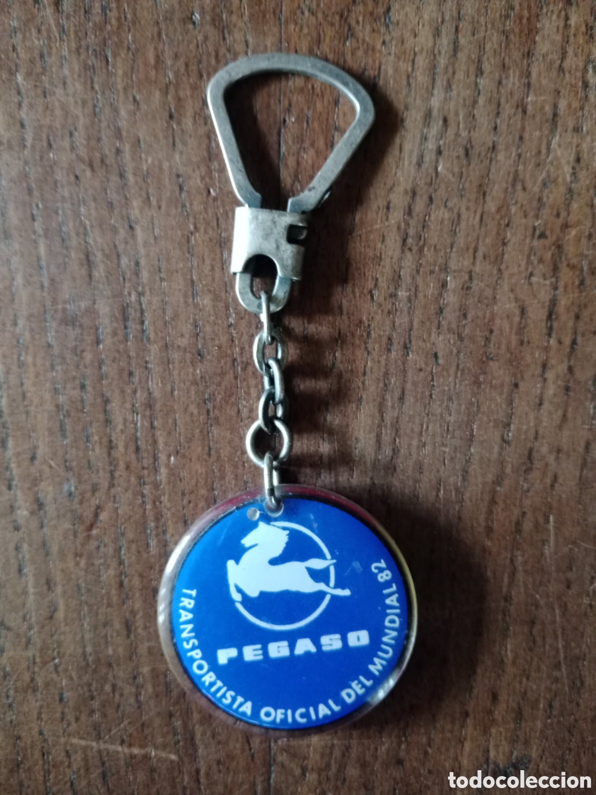 Sammlung von Schl&uuml;sselanh&auml;ngern: Llavero cami&oacute;n Pegaso mundial futbol 1982 espa&ntilde;a
