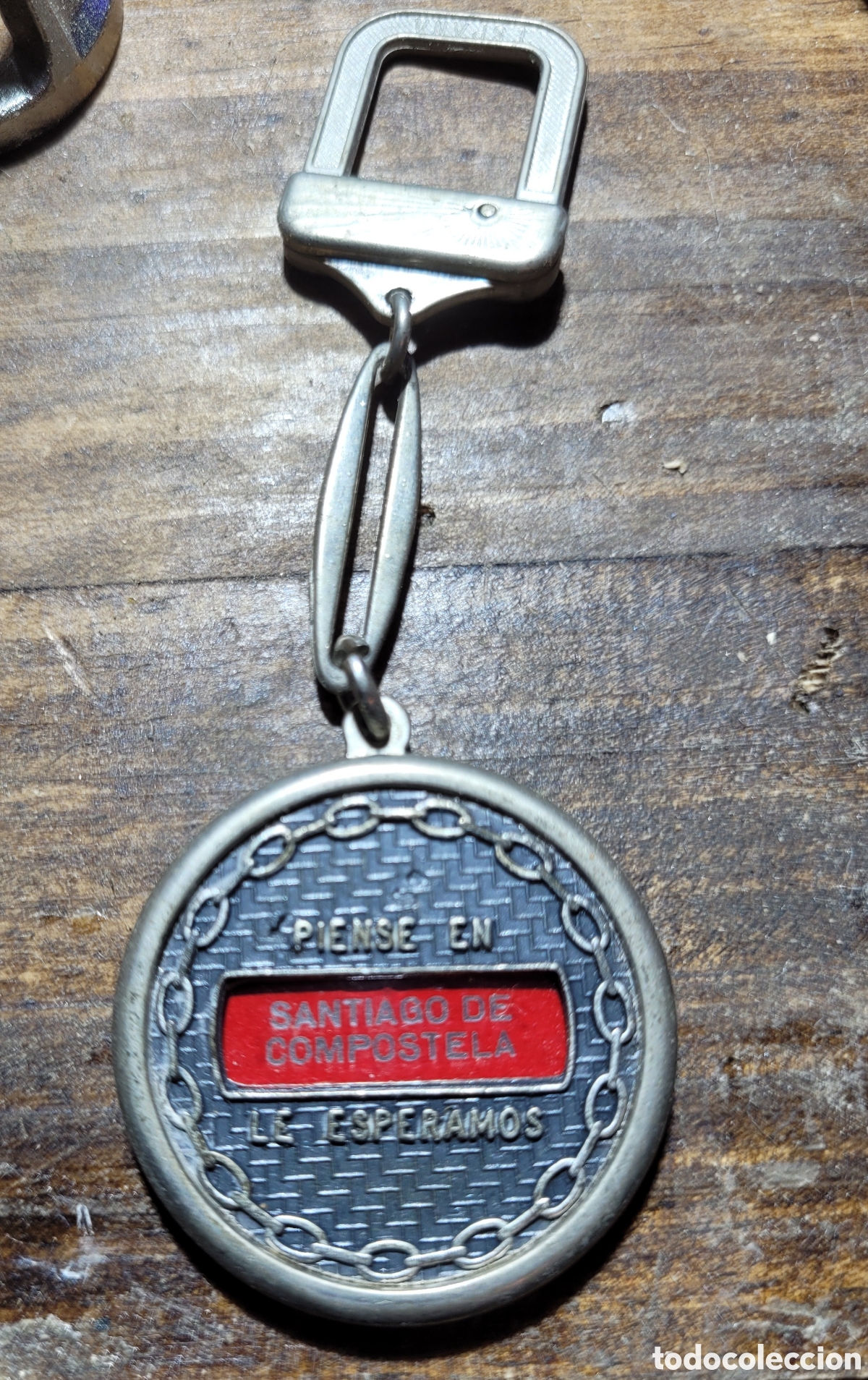 Coleccionismo de llaveros: ANTIGUO LLAVERO SANTIAGO DE COMPOSTELA - Foto 2