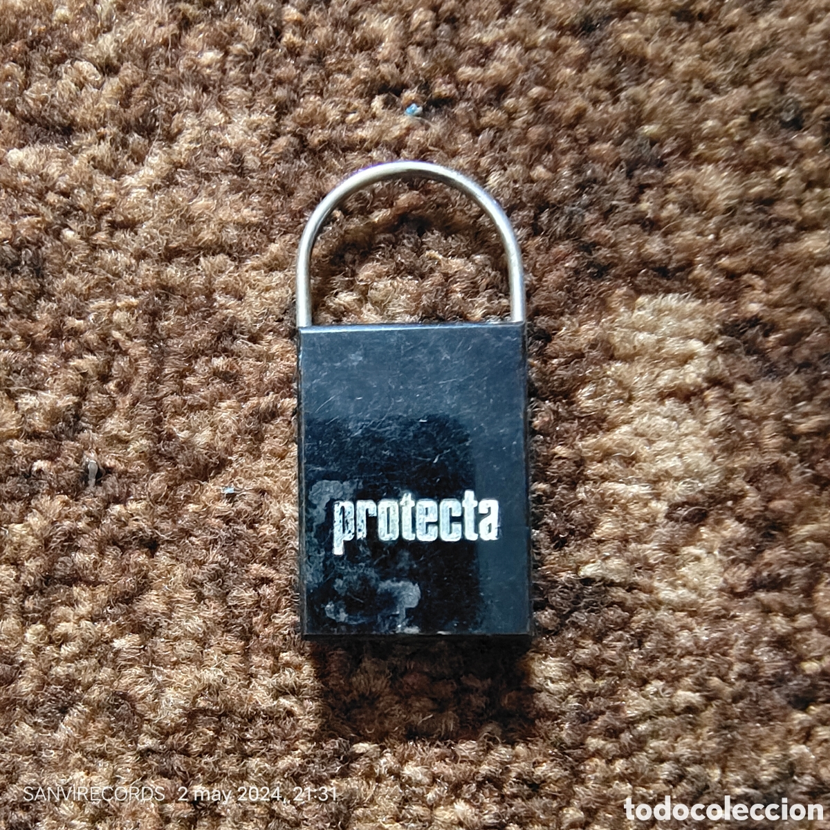 Sammlung von Schl&uuml;sselanh&auml;ngern: LLAVERO PROTECTA