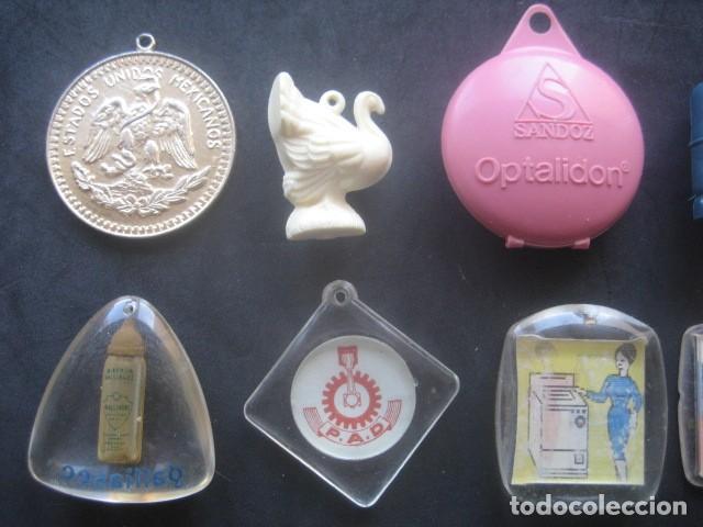 Coleccionismo de llaveros: 18 COLGANTES DE LLAVEROS - Foto 2