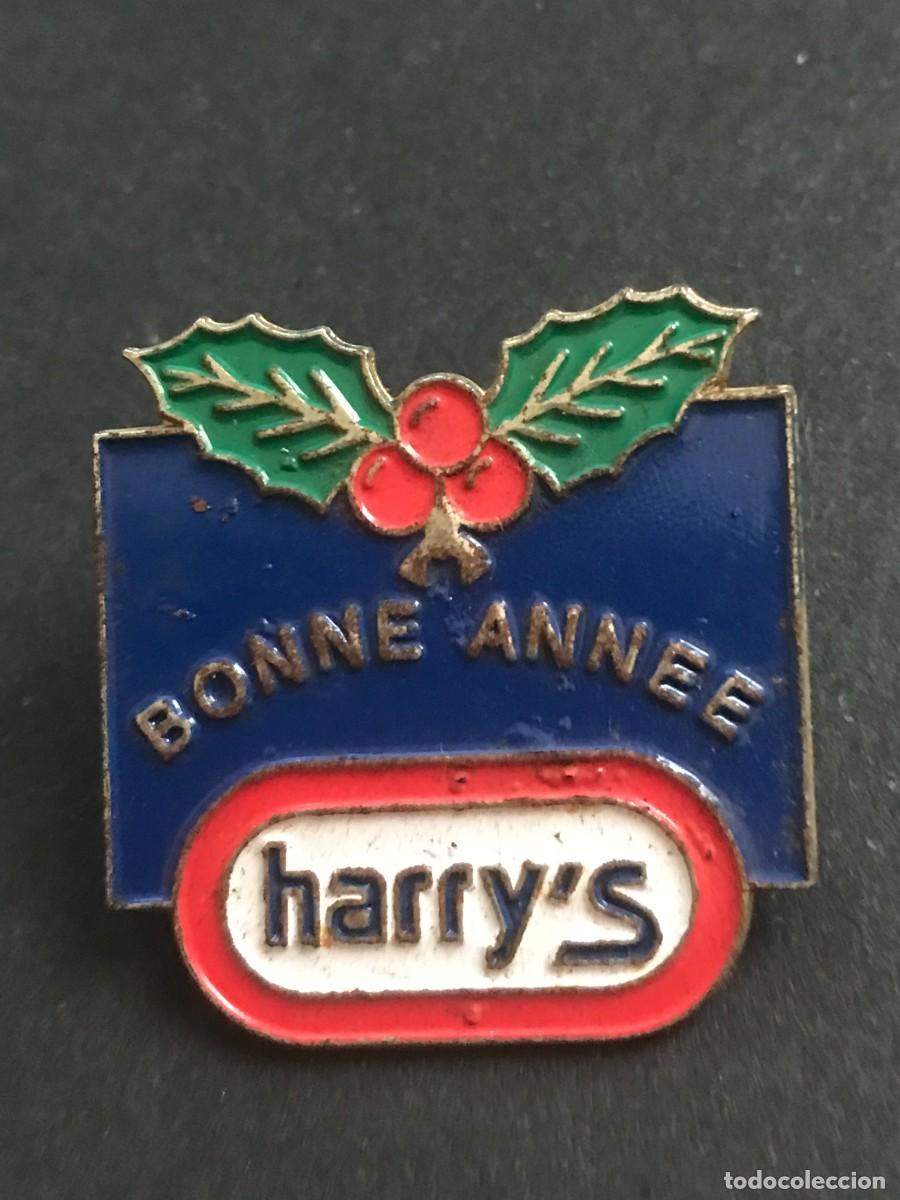 Collectionnisme de portes-cl&eacute;s: PIN PINS - HARRY&acute;S BONNE ANNEE - FELIZ A&Ntilde;O