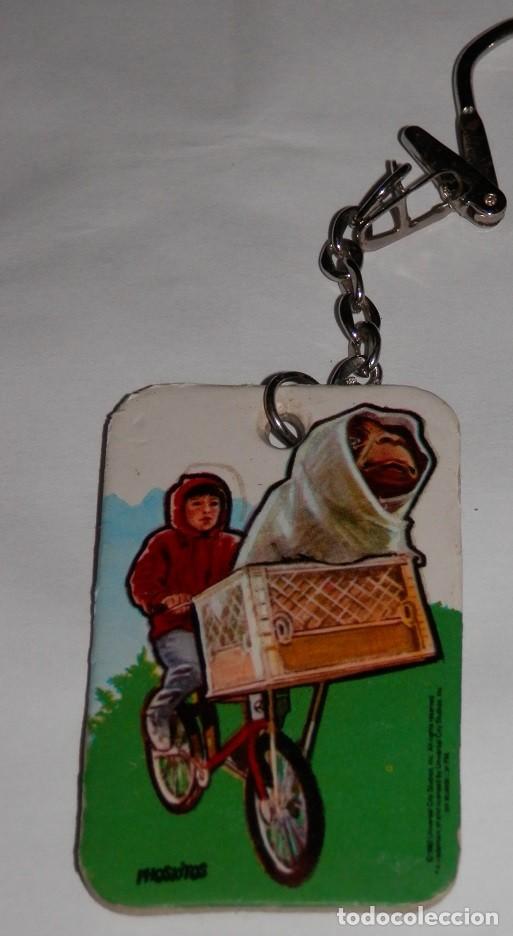 Coleccionismo de llaveros: ANTIGUO LLAVERO DE LA PHOSKITOS DE LA SERIE ET.