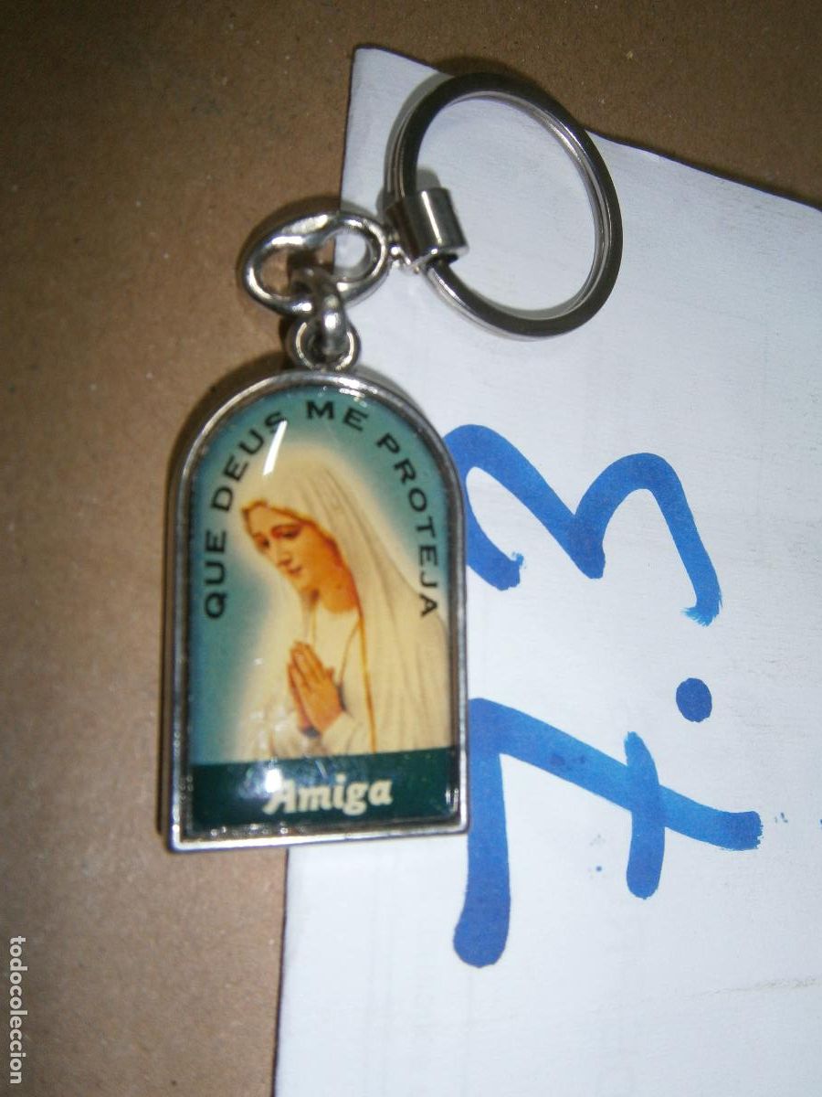 Collection of Keychains: ANTIGUO LLAVERO VIRGEN