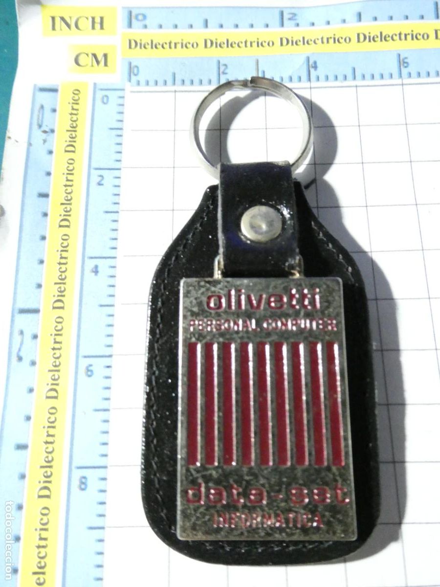 Coleccionismo de llaveros: LLAVERO DE INFORM&Aacute;TICA ORDENADORES. OLIVETTI DATA SER PERSONAL COMPUTER - Foto 1