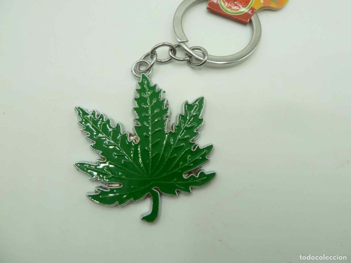 Coleccionismo de llaveros: Llavero hoja de marihuana. Nuevo