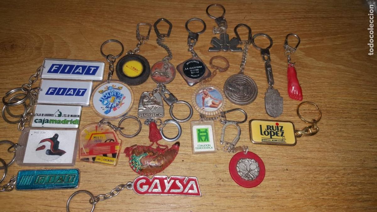 Coleccionismo de llaveros: LOTE DE 21 LLAVEROS VARIADOS - Foto 1